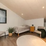 Villa Ailo - Quality With Sauna & Jacuzzi